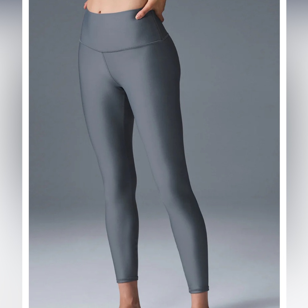 ALO Yoga Gray Leggings - Picture 3 of 8